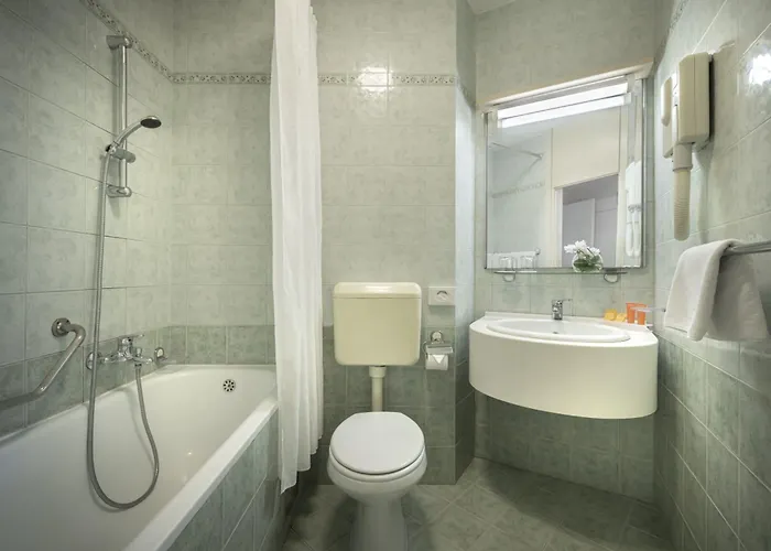 Rubin Hotel 3*