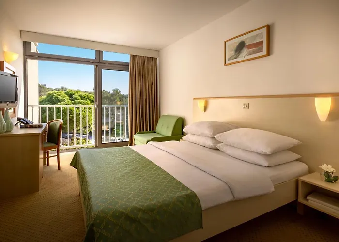 Rubin 3* ポレッチ